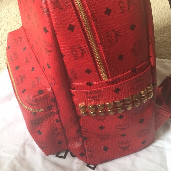 NWOT 100%authentic MCM md backpack w/studs SOLD OT - Picture 4 of 8